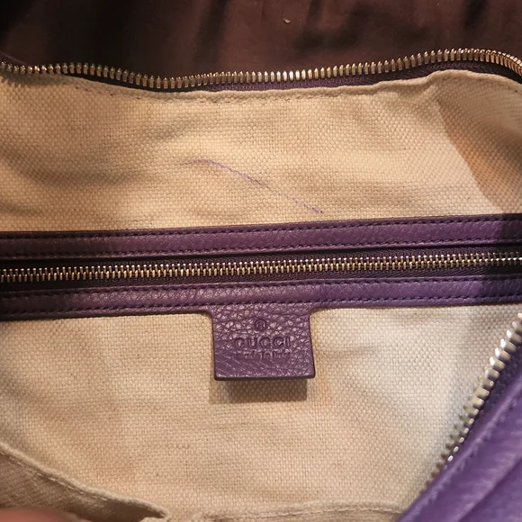 Authentic Gucci Hobo - Picture 4 of 7